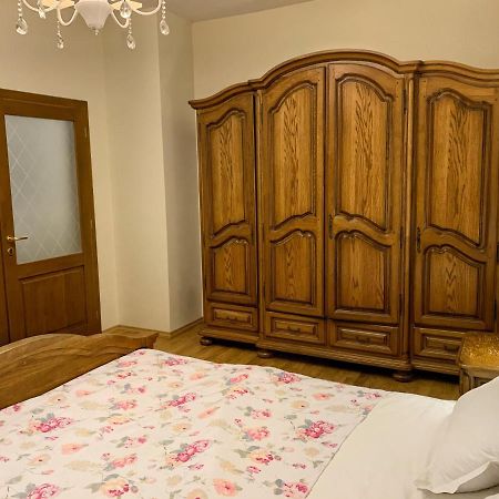 Апартаменти У Серці Львова Dış mekan fotoğraf
